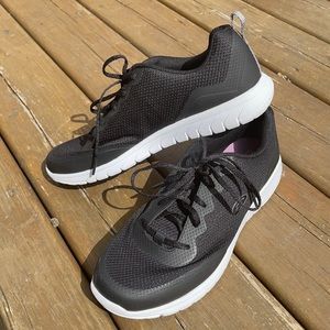 Black & White Dr Scholl’s Sneakers